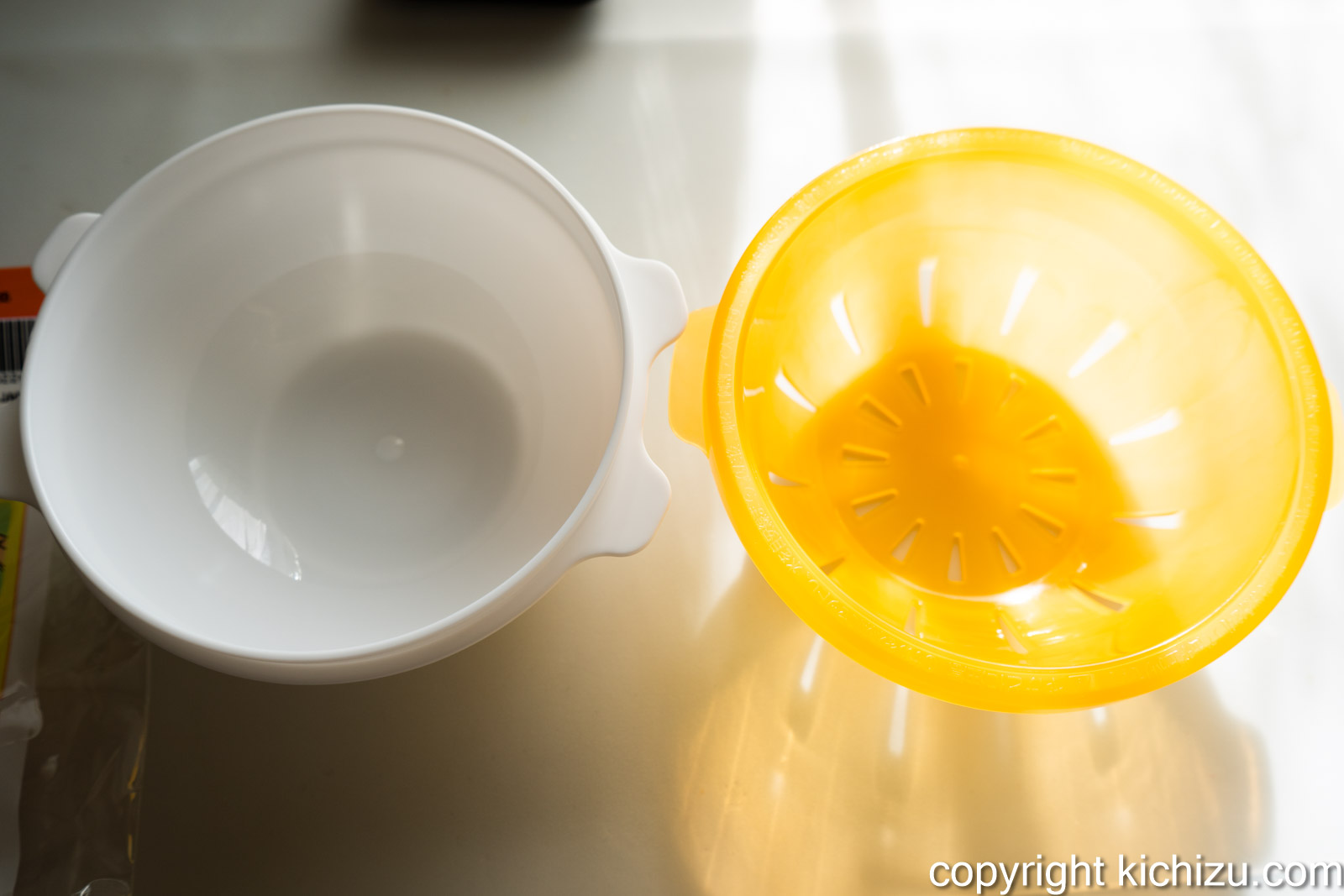 電子レンジで半熟卵を作る容器